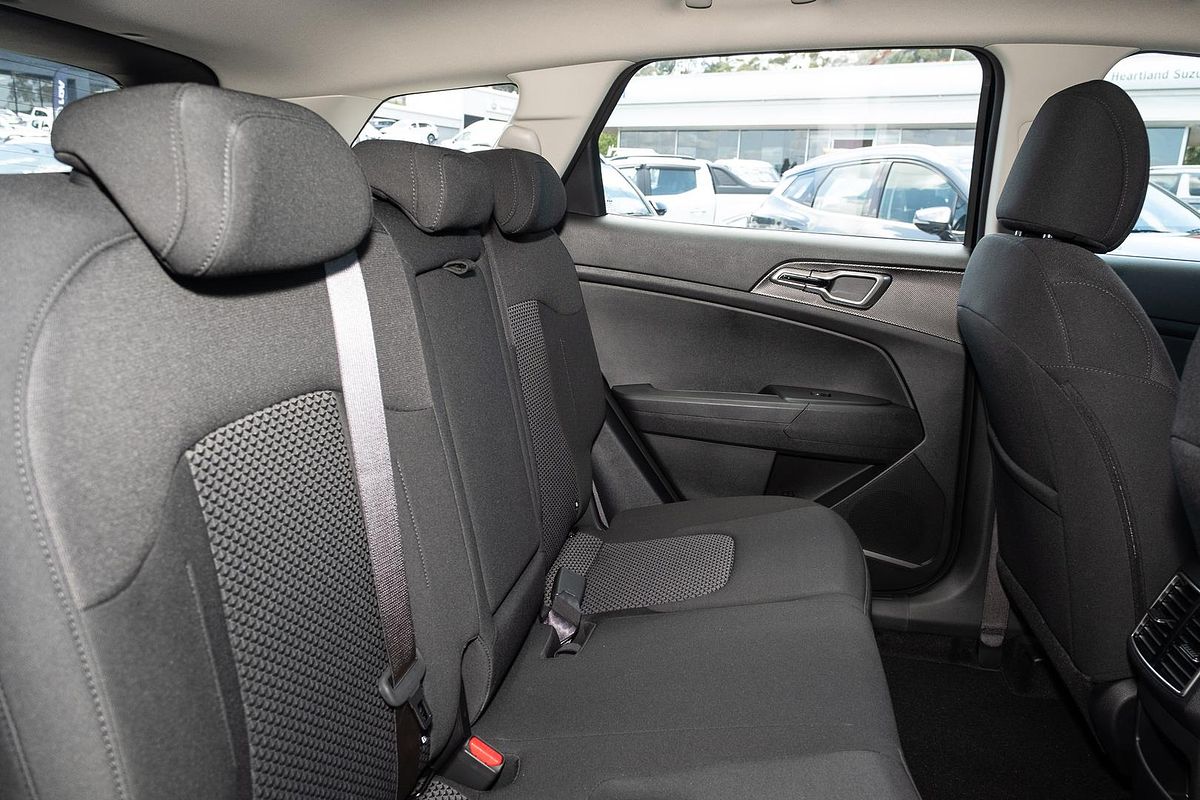 2024 Kia Sportage S NQ5