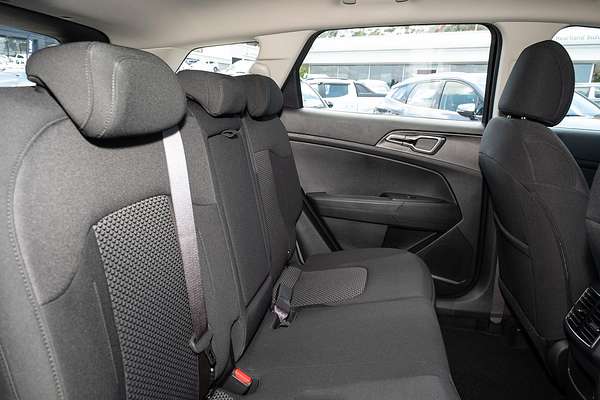 2024 Kia Sportage S NQ5