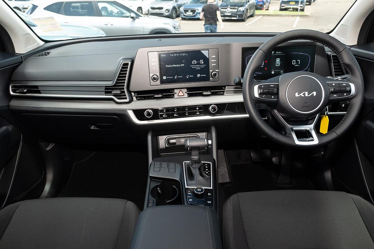 2024 Kia Sportage S NQ5