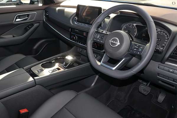 2024 Nissan X-TRAIL ST-L T33