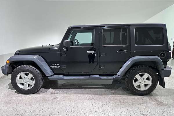 2014 Jeep Wrangler Unlimited Sport JK