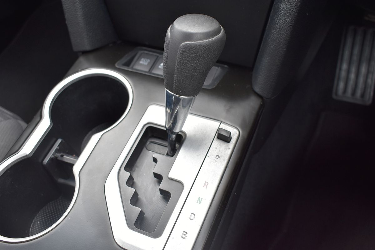 2015 Toyota Camry Altise AVV50R