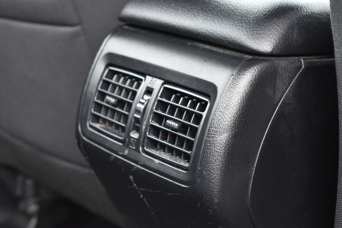 2015 Toyota Camry Altise AVV50R