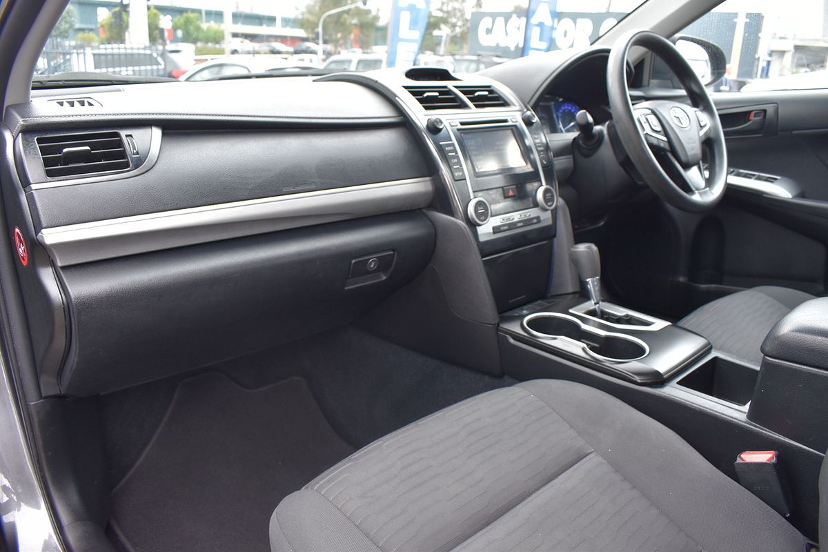2015 Toyota Camry Altise AVV50R