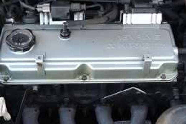 1998 Mitsubishi NIMBUS