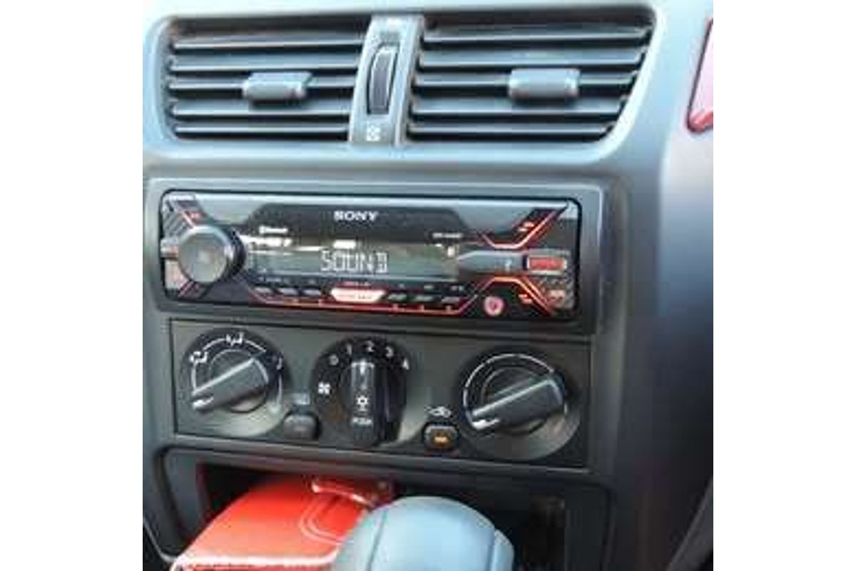 1998 Mitsubishi NIMBUS