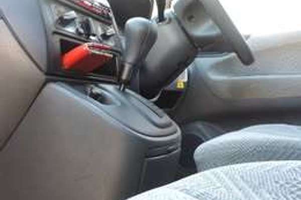 1998 Mitsubishi NIMBUS