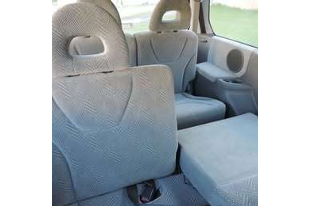 1998 Mitsubishi NIMBUS