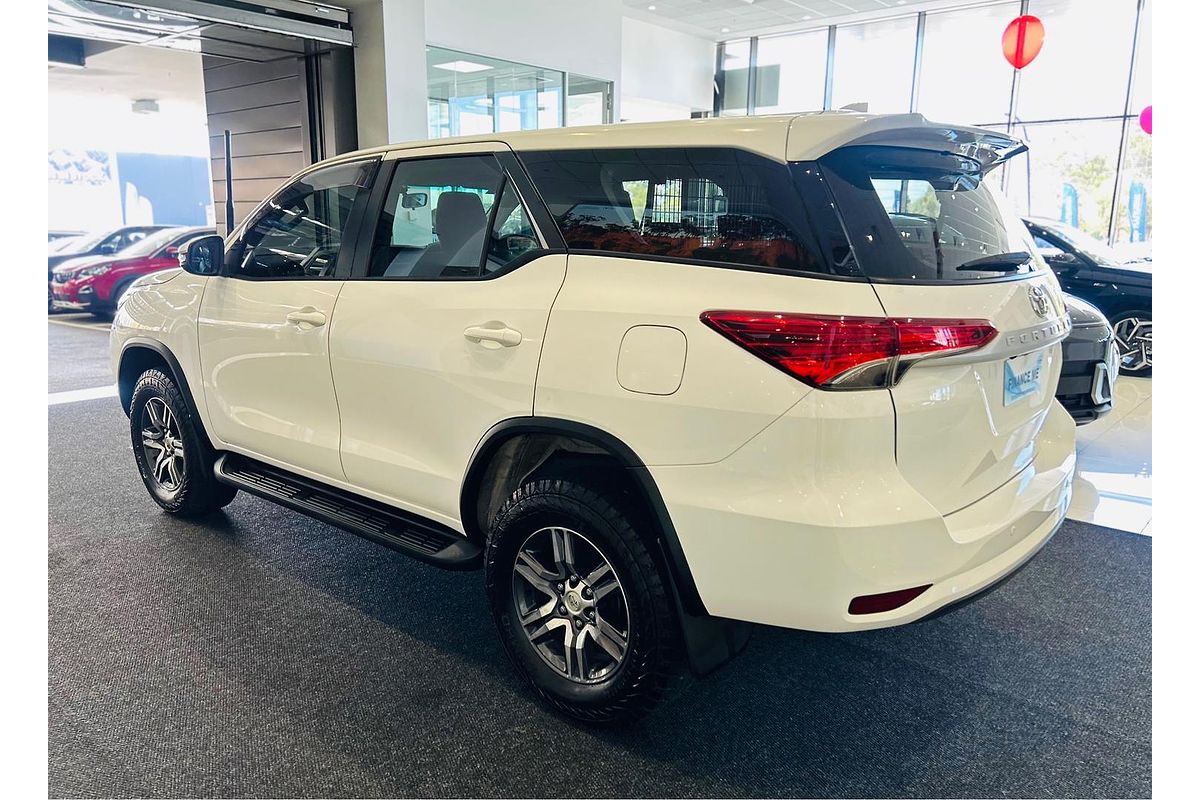 2018 Toyota Fortuner GX GUN156R