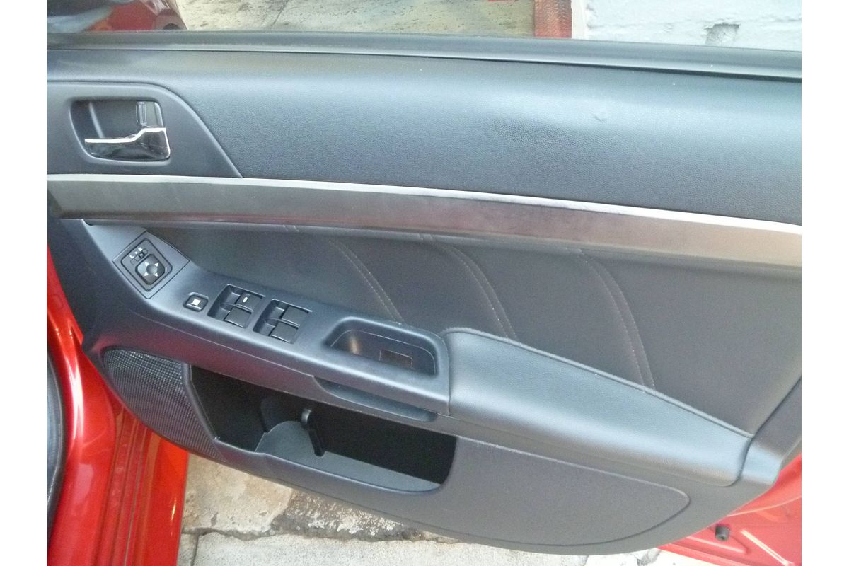 2014 Mitsubishi Lancer LS CJ