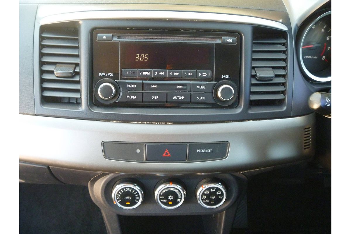 2014 Mitsubishi Lancer LS CJ