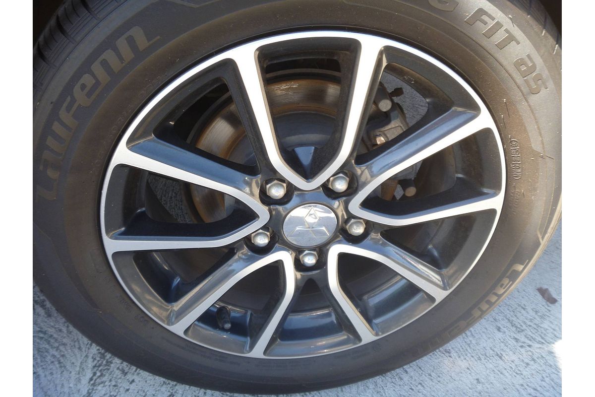 2014 Mitsubishi Lancer LS CJ