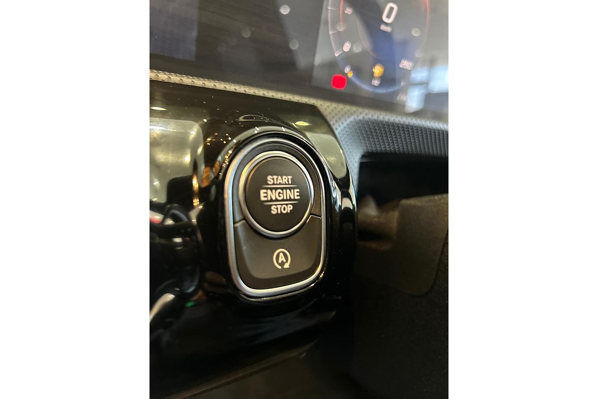 2020 Mercedes-Benz A-Class A180 V177