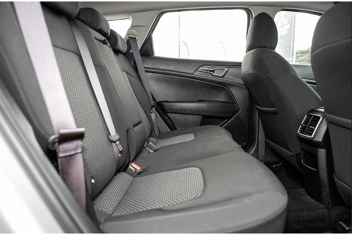 2023 Kia Sportage S NQ5