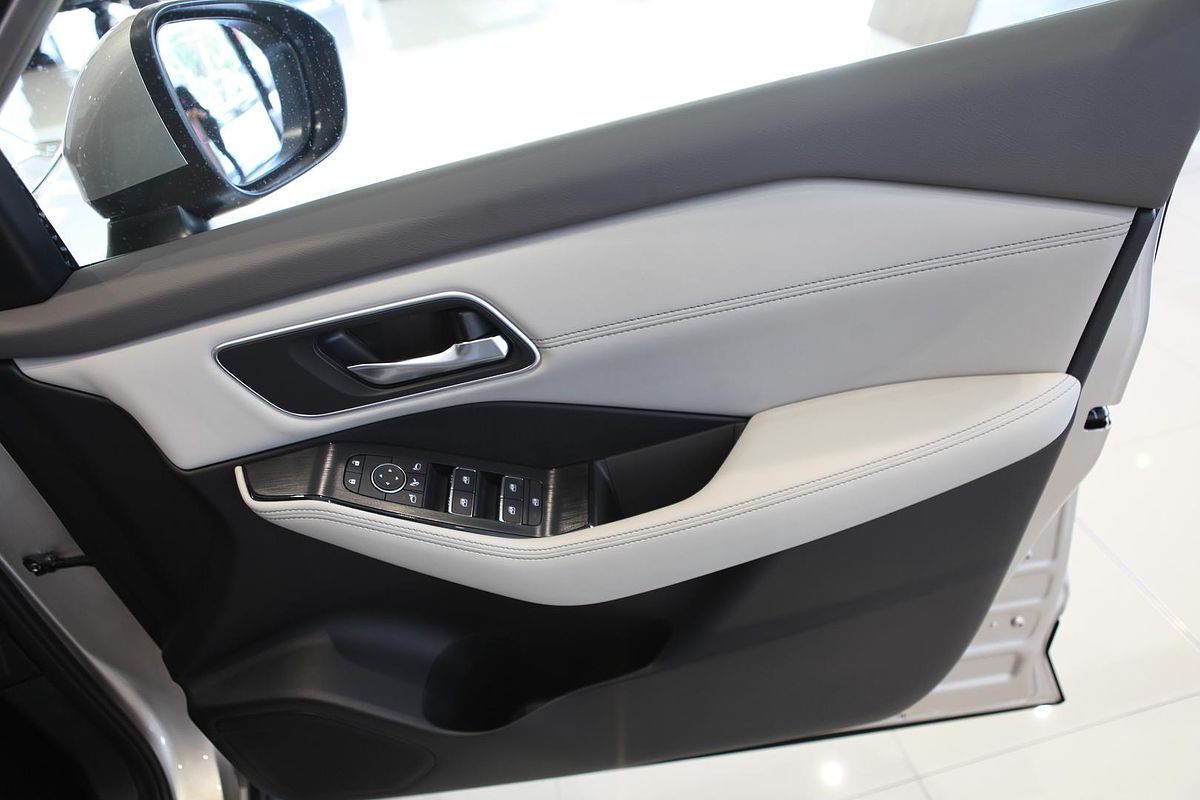 2025 Nissan X-TRAIL Ti e-POWER T33