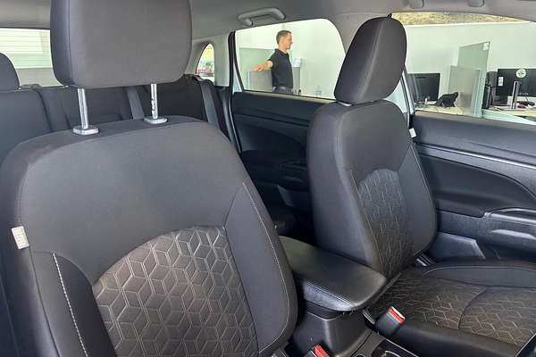 2023 Mitsubishi ASX ES XD