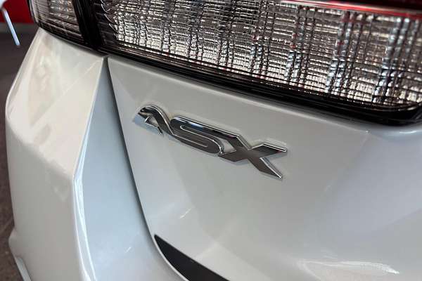 2023 Mitsubishi ASX ES XD