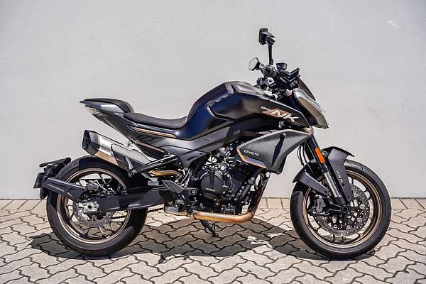 2023 CFMOTO 800NK Advance NK