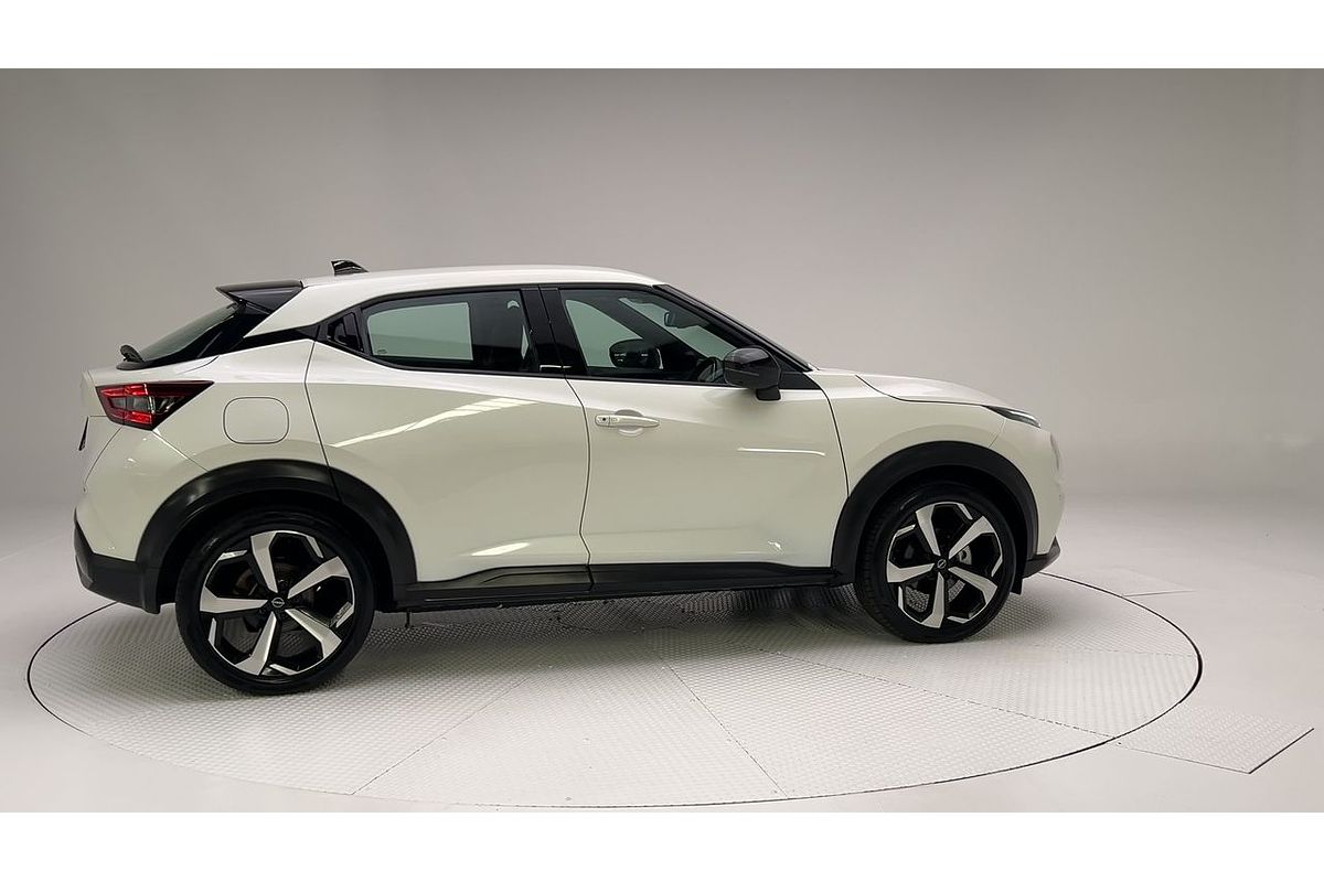 2023 Nissan JUKE ST-L F16