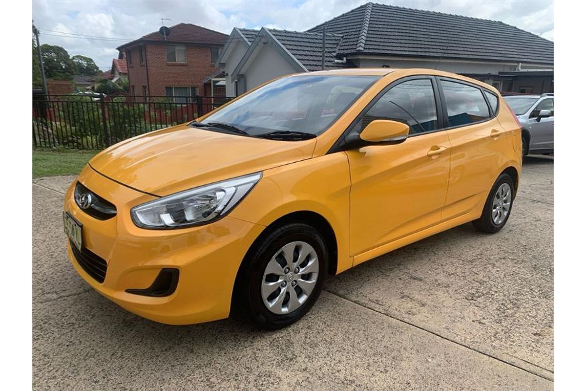 2015 Hyundai Accent Active RB3