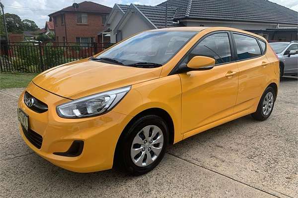 2015 Hyundai Accent Active RB3