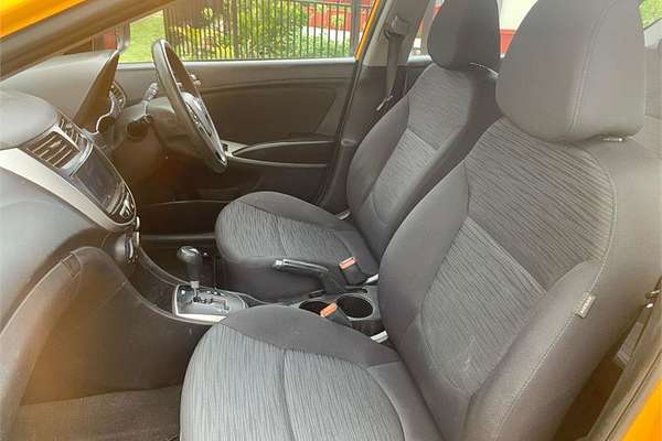 2015 Hyundai Accent Active RB3