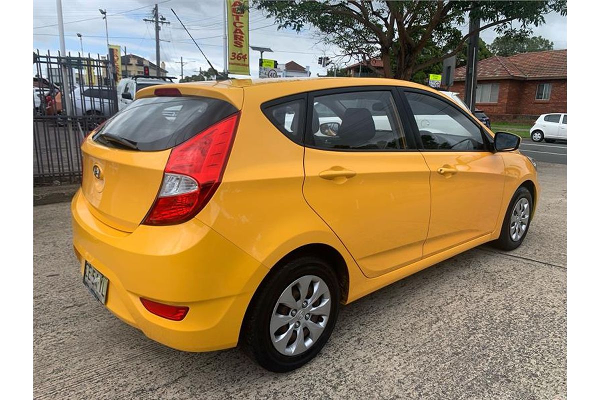 2015 Hyundai Accent Active RB3