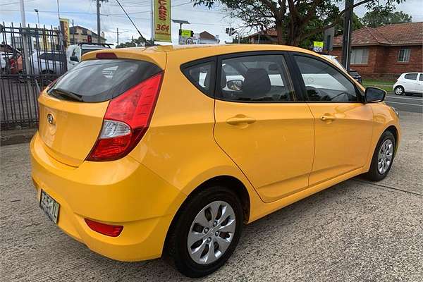 2015 Hyundai Accent Active RB3