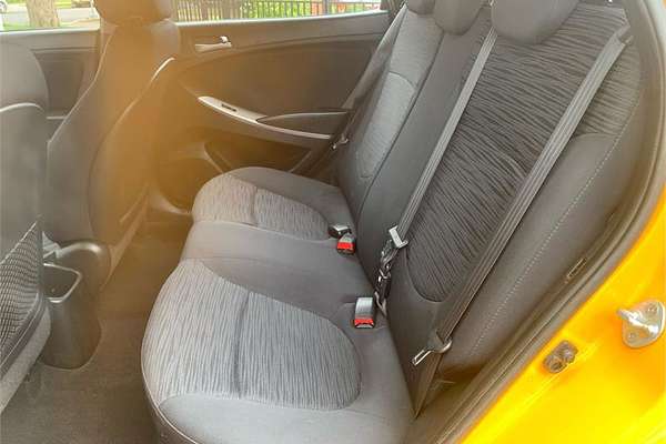 2015 Hyundai Accent Active RB3