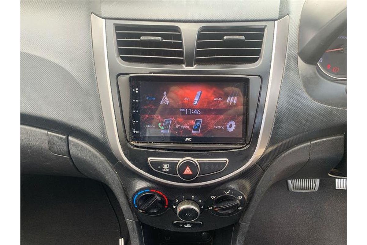 2015 Hyundai Accent Active RB3