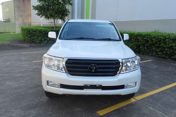 2011 Toyota Landcruiser Altitude VDJ200R