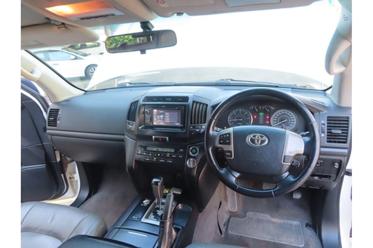 2011 Toyota Landcruiser Altitude VDJ200R