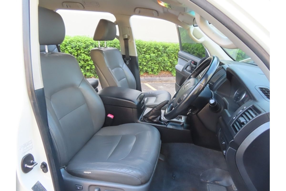 2011 Toyota Landcruiser Altitude VDJ200R