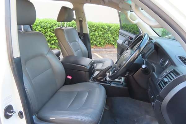 2011 Toyota Landcruiser Altitude VDJ200R