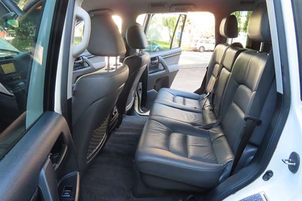 2011 Toyota Landcruiser Altitude VDJ200R