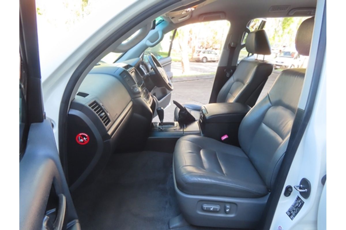 2011 Toyota Landcruiser Altitude VDJ200R