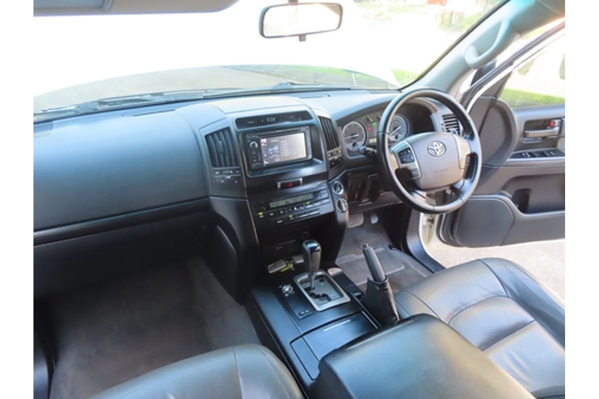 2011 Toyota Landcruiser Altitude VDJ200R