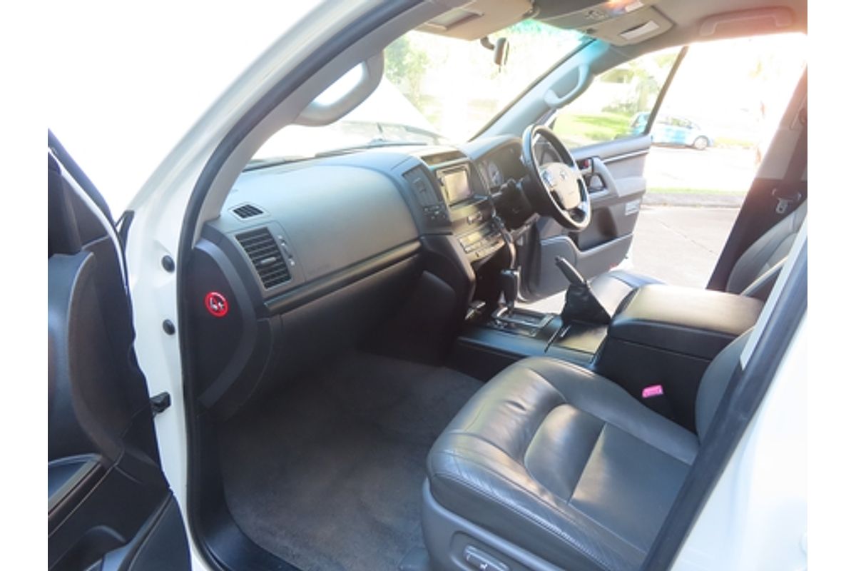 2011 Toyota Landcruiser Altitude VDJ200R