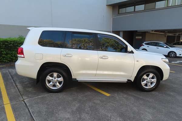 2011 Toyota Landcruiser Altitude VDJ200R