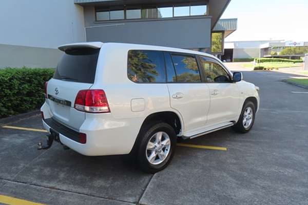 2011 Toyota Landcruiser Altitude VDJ200R