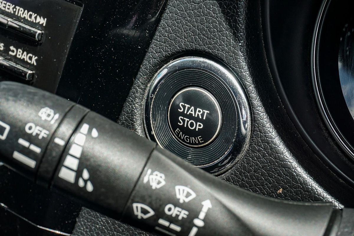 2014 Nissan X-TRAIL ST T32