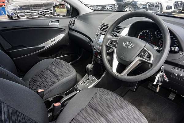 2017 Hyundai Accent Active RB4