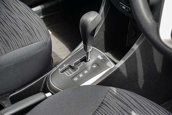 2017 Hyundai Accent Active RB4