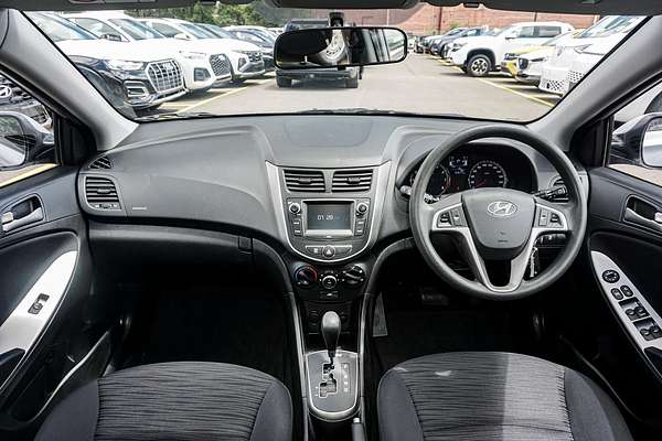 2017 Hyundai Accent Active RB4