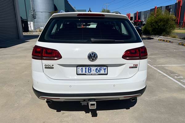 2016 Volkswagen Golf Alltrack 132TSI 7
