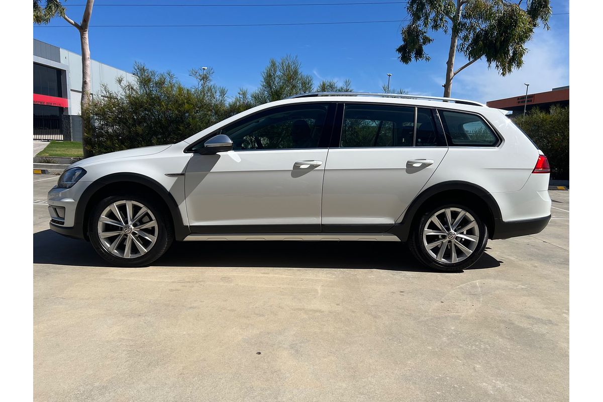 2016 Volkswagen Golf Alltrack 132TSI 7