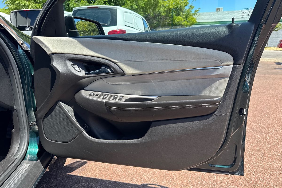 2015 Holden Calais V VF