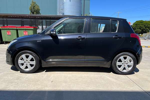 2009 Suzuki Swift S RS415