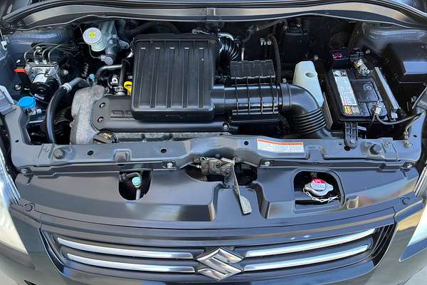 2009 Suzuki Swift S RS415