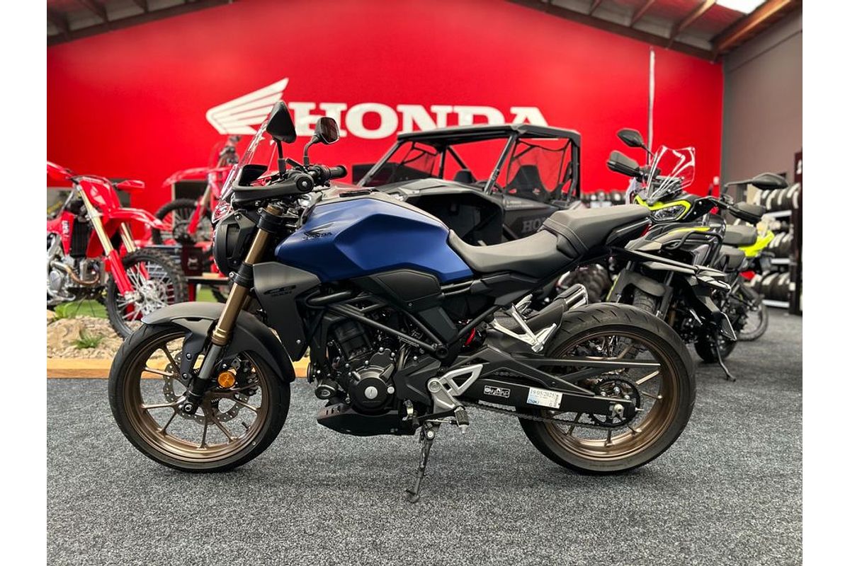 2023 Honda CB300R
